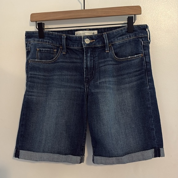 Abercrombie & Fitch Boy Short Denim Shorts 4 / 27 - Picture 2 of 8